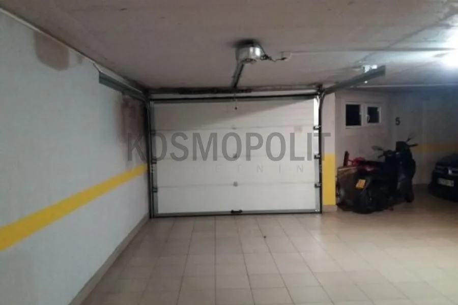 Prodaja, poslovni prostor, 11m², Denkova Basta, Zvezdara Sve Podlokacije