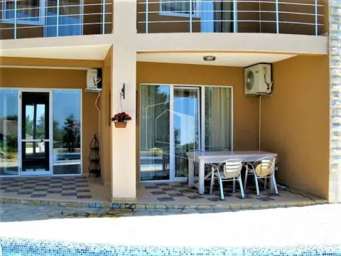 Prodaja, kuća, 420m², Kunje, Bar - image 4