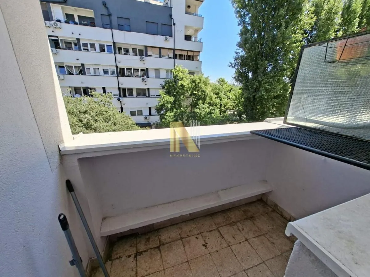 Izdavanje, dvosoban stan, 60m², Liman 1, Novi Sad Sve Podlokacije