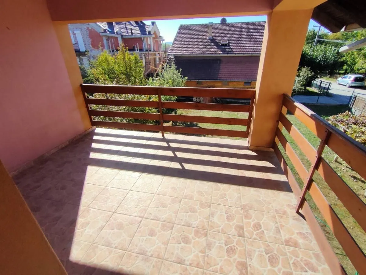 Prodaja, kuća, 315m², Adice, Novi Sad Sve Podlokacije