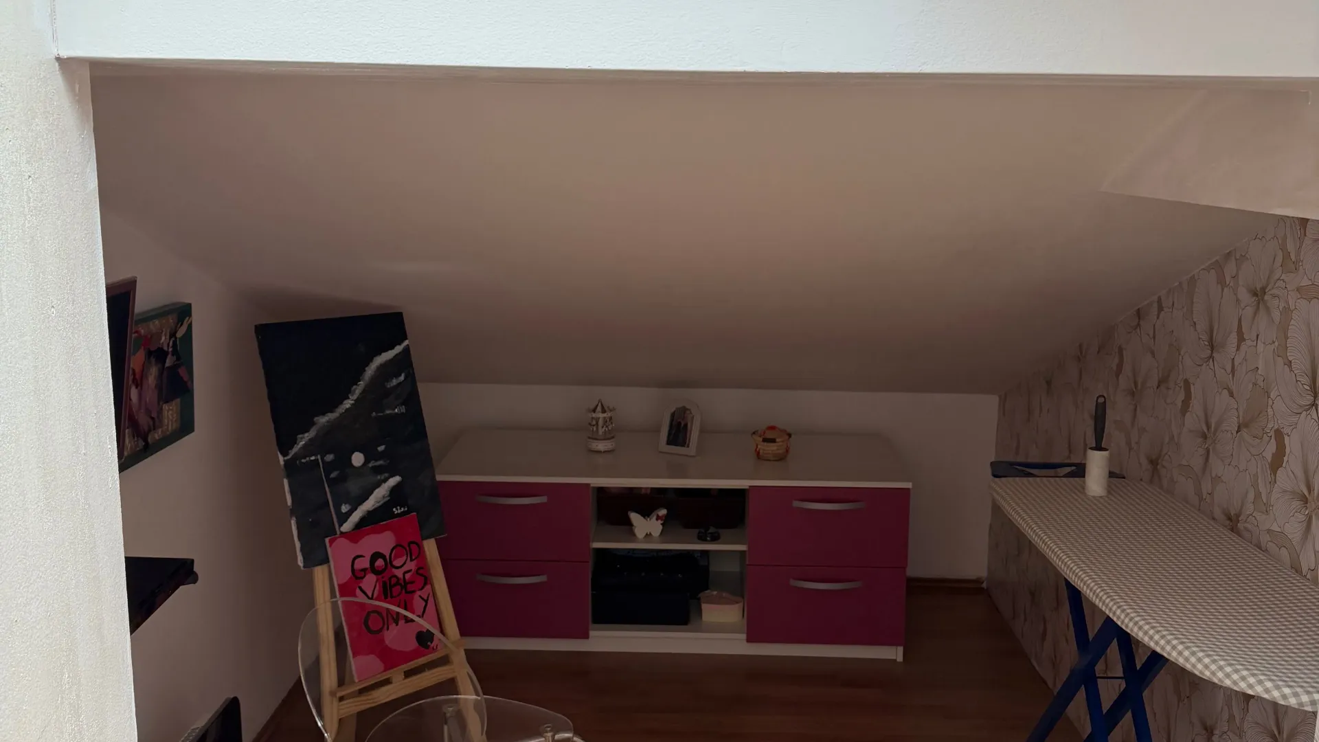 Prodaja, dvosoban stan, 60m², Centar, Cetinje