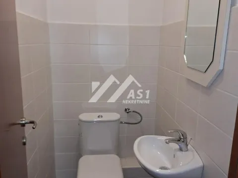 Izdavanje, dvosoban stan, 58m², Stari grad, Novi Sad - image 10