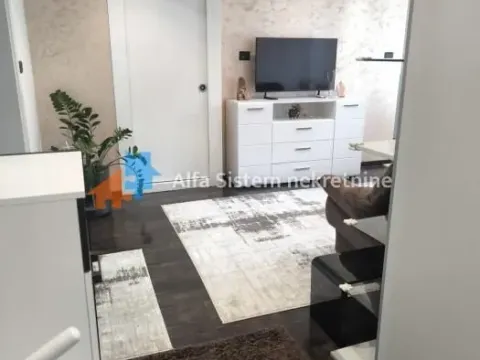 Rent, four bedroom apartment, 95m², Stari Grad, Beograd - image 3
