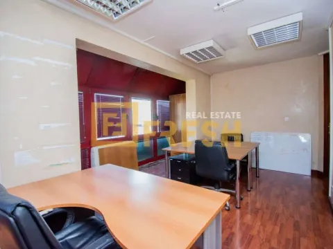 Izdavanje, poslovni prostor, 170m², Preko Morače, Podgorica - image 11