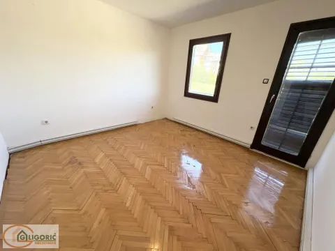 Prodaja, kuća, 270m², Zvezdara Sve Podlokacije, Beograd - image 7