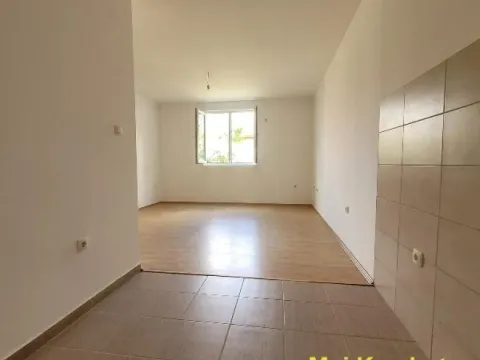 Sale, house, 255m², Kaludjerica, Grocka - image 2