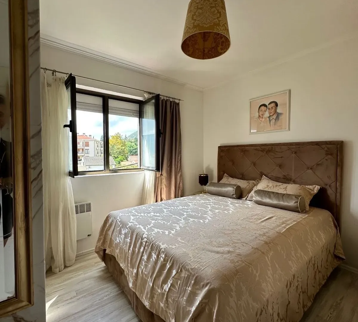 Prodaja, dvosoban stan, 90m², Baošići, Herceg Novi