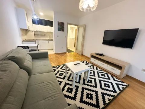 Sale, one bedroom apartment, 43m², Stari Aerodrom, Podgorica - image 7