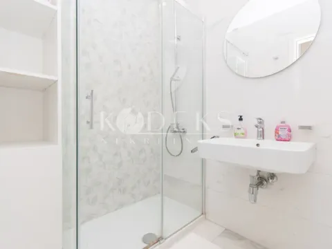 Izdavanje, jednosoban stan, 40m², Central Point, Podgorica - image 9