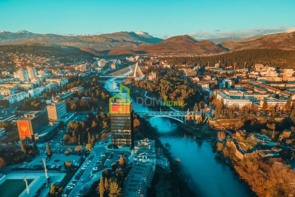 Rent, office space, 450m², Preko Morače, Podgorica