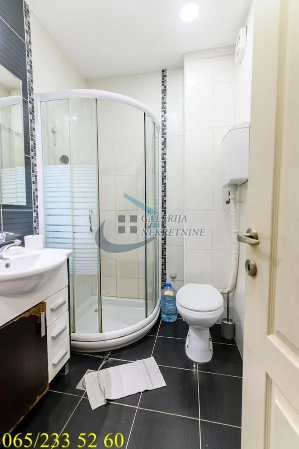 Sale, three bedroom apartment, 72m², Karaburma, Palilula Sve Podlokacije