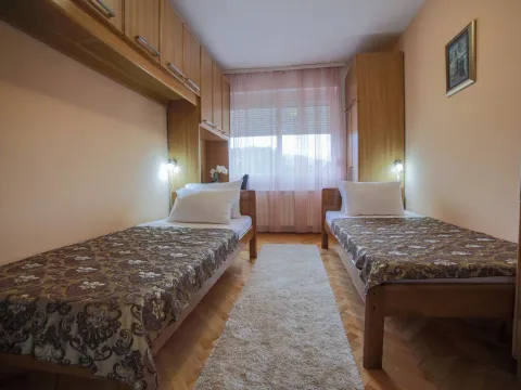 Prodaja, stan, 96m², Kolašin, Crna Gora - image 10