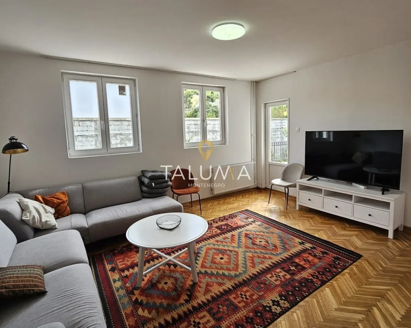Rent, house, 250m², Zagorič, Podgorica
