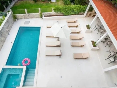 Prodaja, kuća, 240m², Stoliv, Kotor - image 2