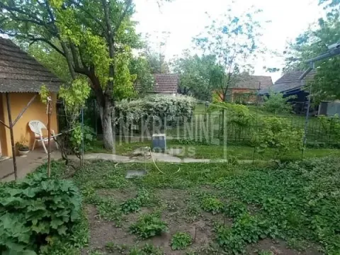 Prodaja, kuća, 178m², Verušić, Subotica - image 16