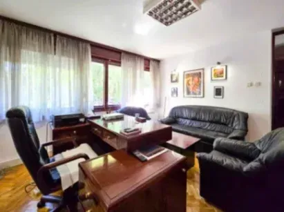 Prodaja, poslovni prostor, 52m², Preko Morače, Podgorica - image 5