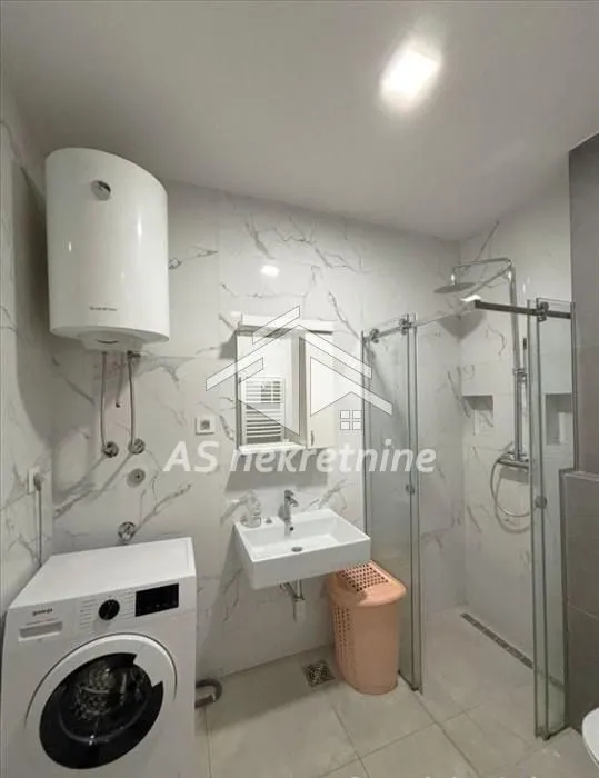 Rent, apartment, 55m², Južni Bulevar, Vračar Sve Podlokacije