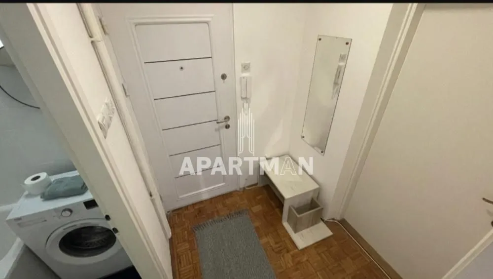 Prodaja, jednosoban stan, 33m², Banovo Brdo, Beograd