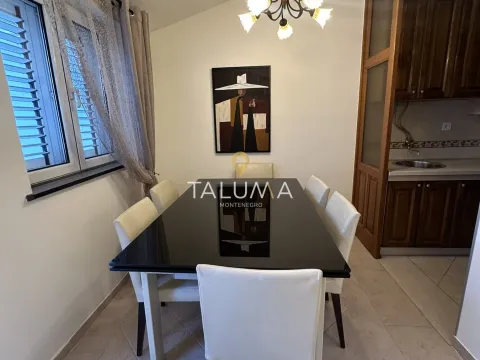 Izdavanje, trosoban stan, 114m², Momišići, Podgorica - image 14