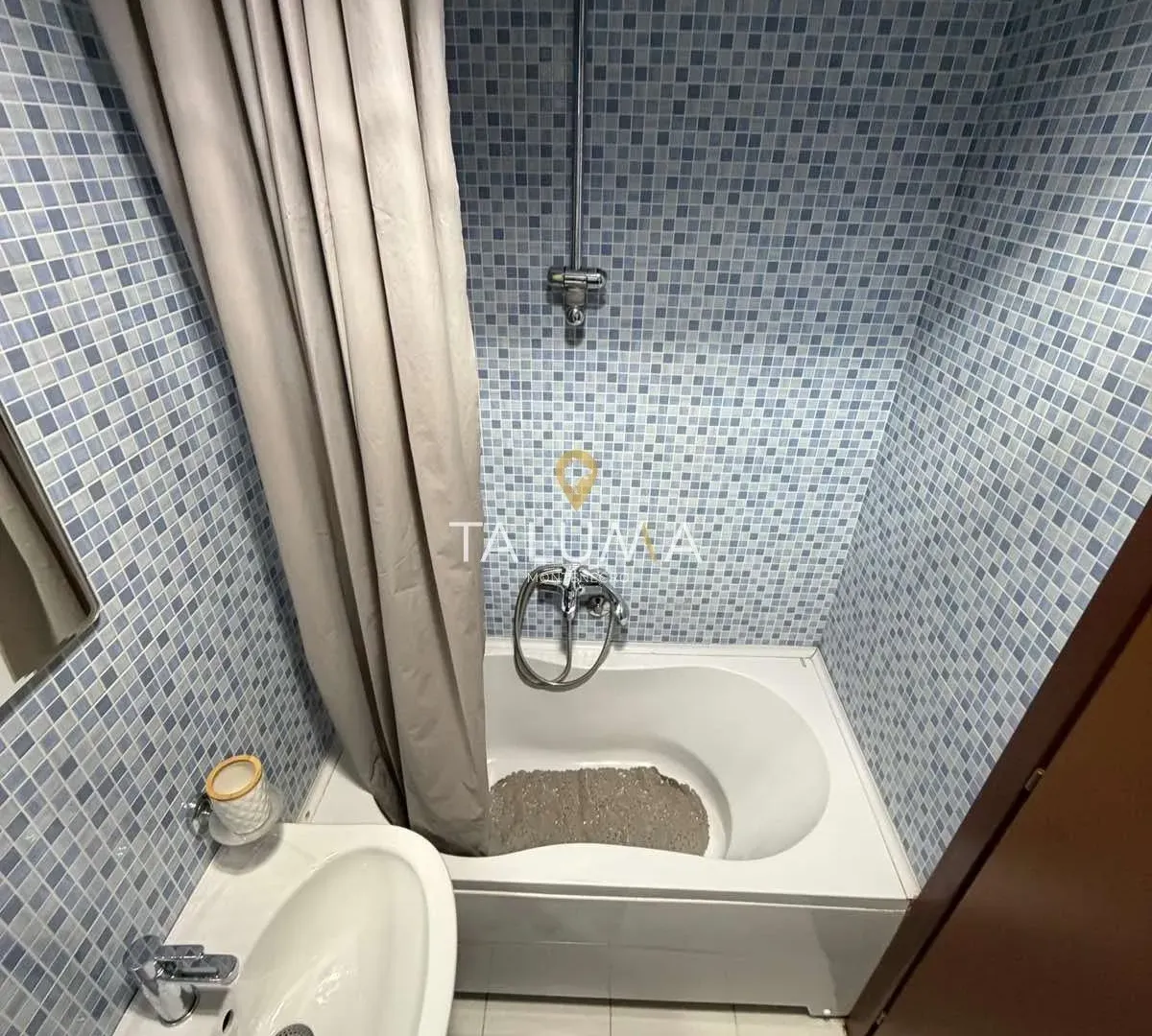 Izdavanje, garsonjera, 32m², City Kvart, Podgorica