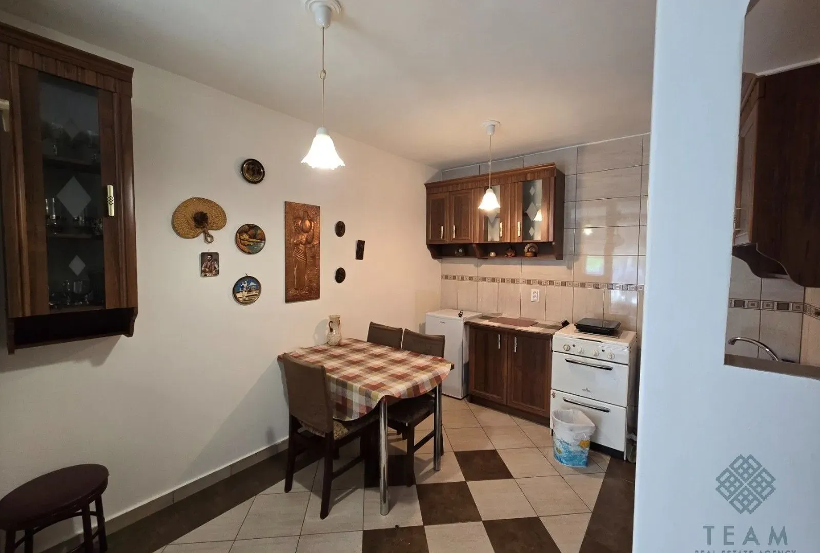 Prodaja, dvosoban stan, 60m², Blok 5, Podgorica