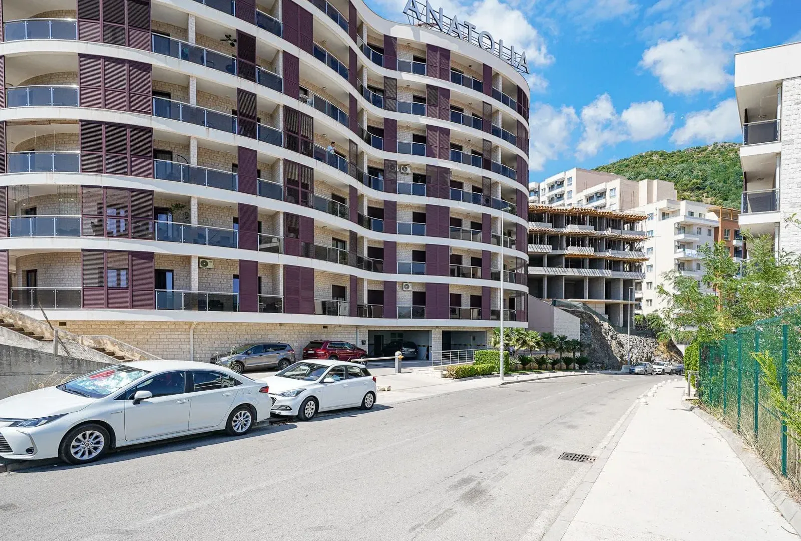 Sale, one bedroom apartment, 50m², Bečići, Budva