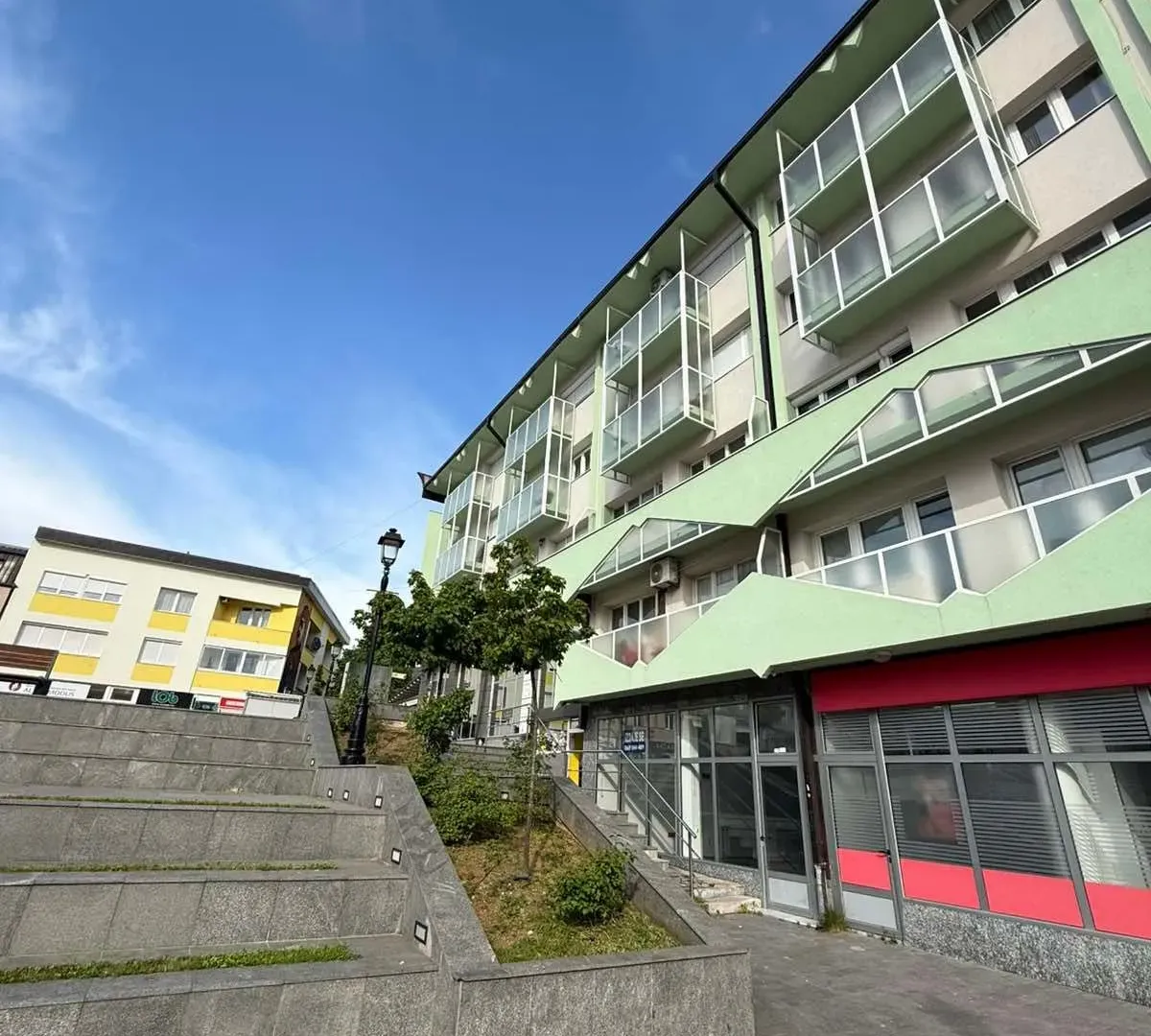Rent, office space, 88m², Pljevlja, Crna Gora