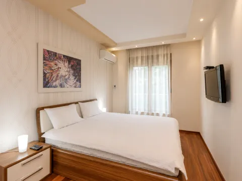 Rent, one bedroom apartment, 54m², Centar, Podgorica - image 5