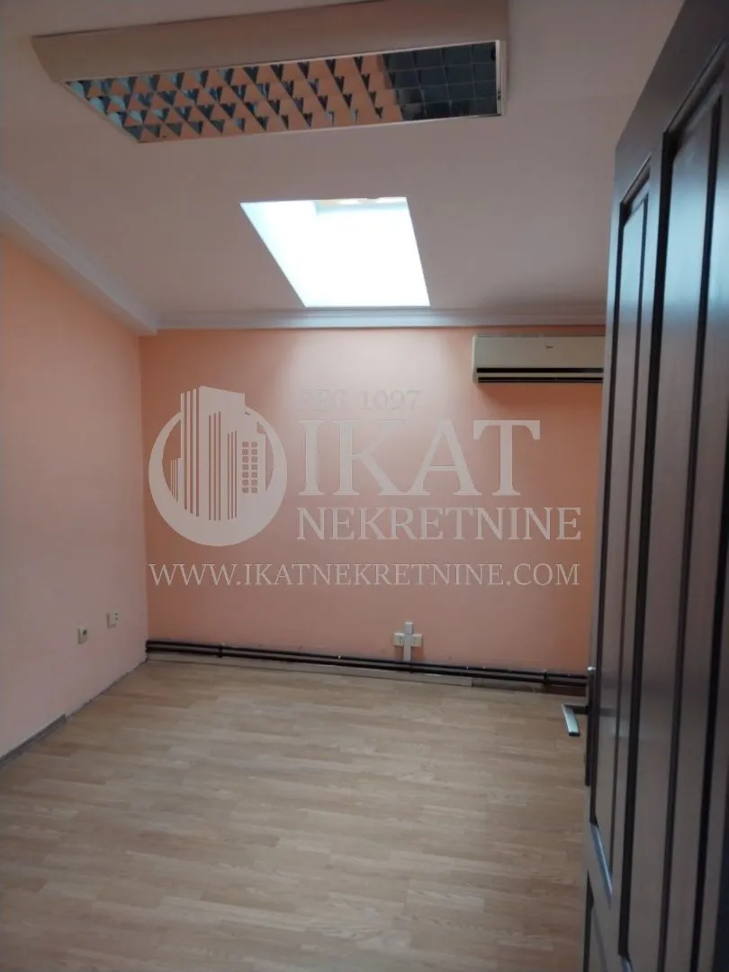 Sale, office space, 212m², Gradska Bolnica, Zvezdara Sve Podlokacije