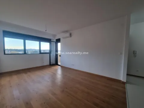 Prodaja, stan, 56m², Tivat, Crna Gora - image 11
