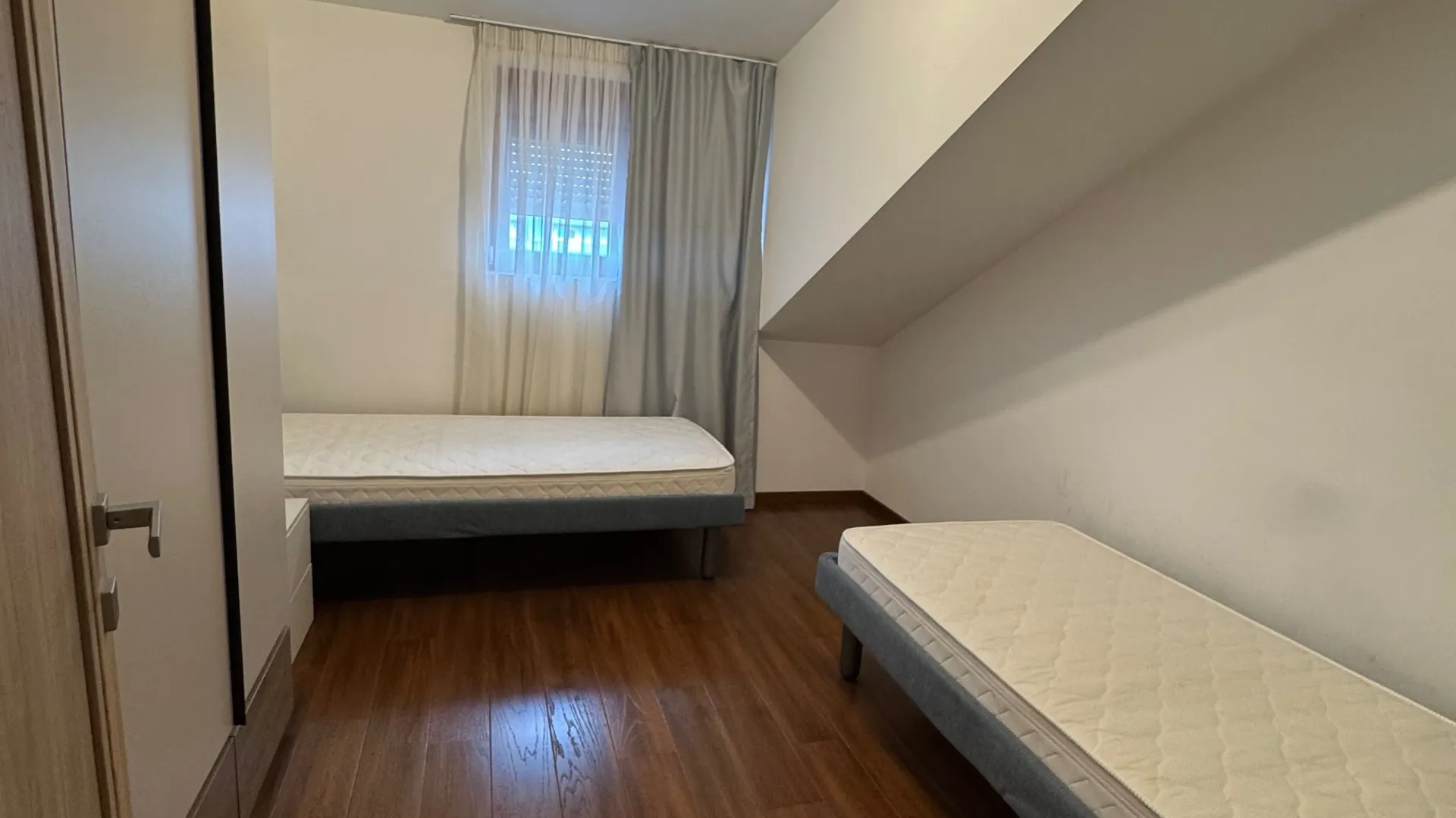 Rent, three bedroom apartment, 90m², Master Kvart, Podgorica