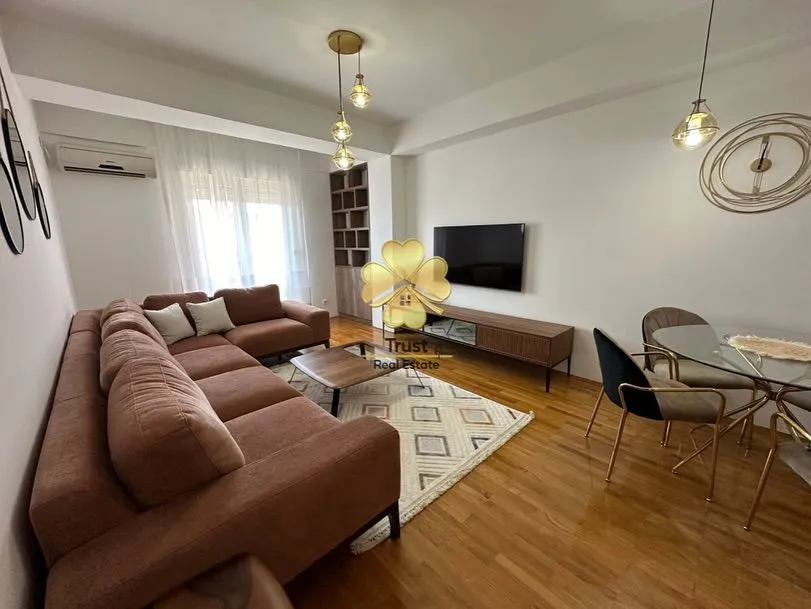 Rent, two bedroom apartment, 78m², City Kvart, Podgorica