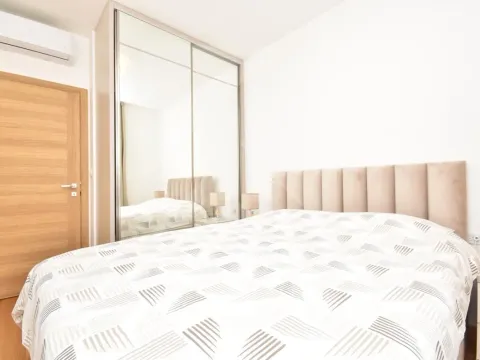 Izdavanje, jednosoban stan, 48m², New City, Podgorica - image 5