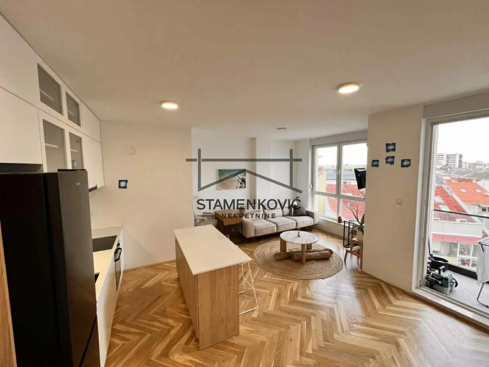 Izdavanje, jednosoban stan, 41m², Bulevar Oslobodjenja, Novi Sad Sve Podlokacije