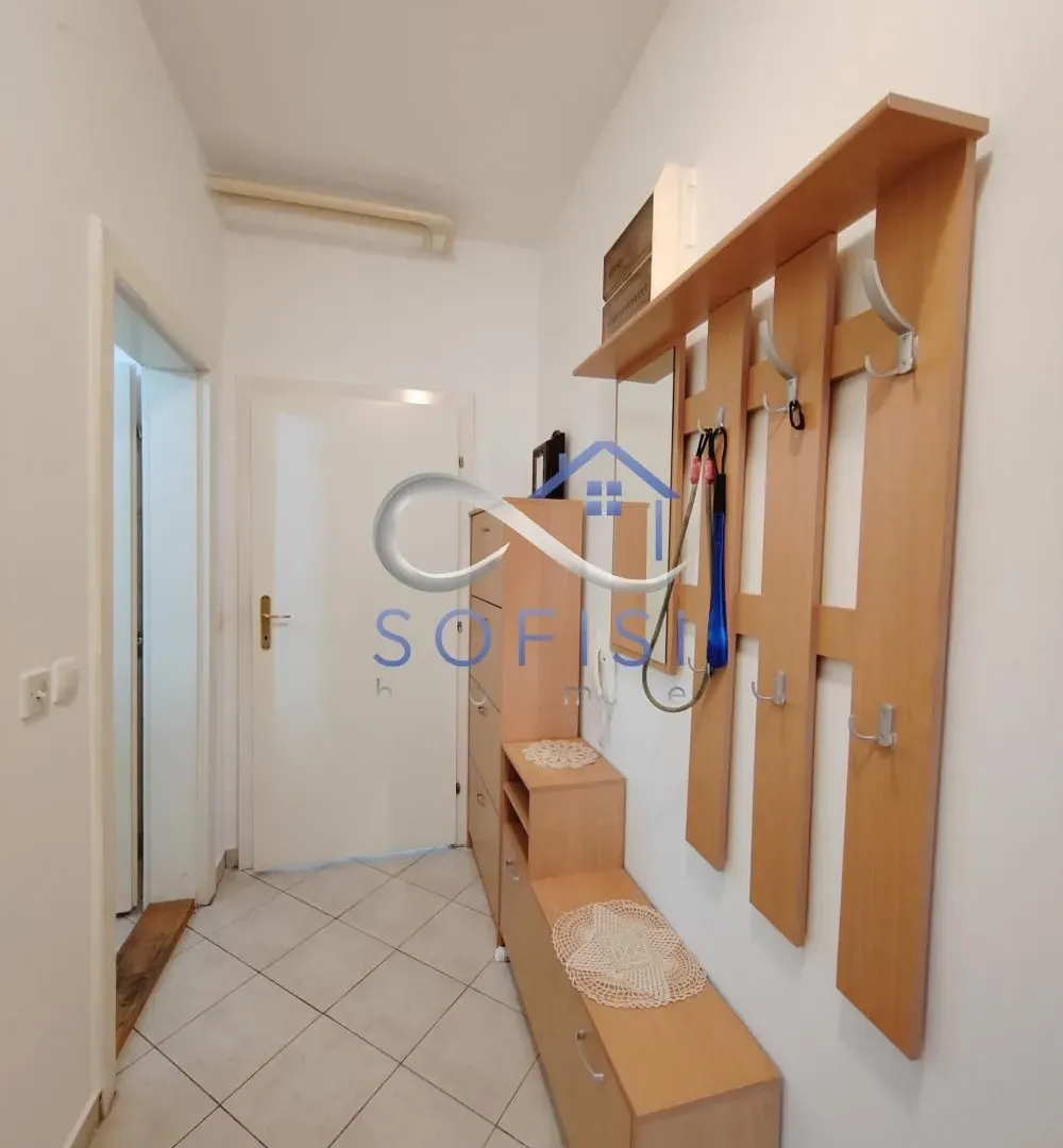 Izdavanje, dvosoban stan, 52m², Socijalno, Novi Sad Sve Podlokacije