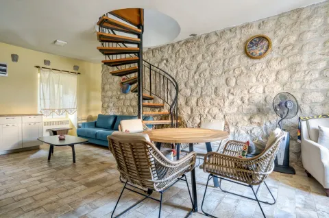 Prodaja, kuća, 112m², Prčanj, Kotor - image 6