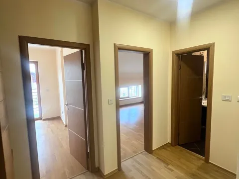 Izdavanje, četvorosoban stan, 115m², Dedinje Sve Podlokacije, Beograd - image 9