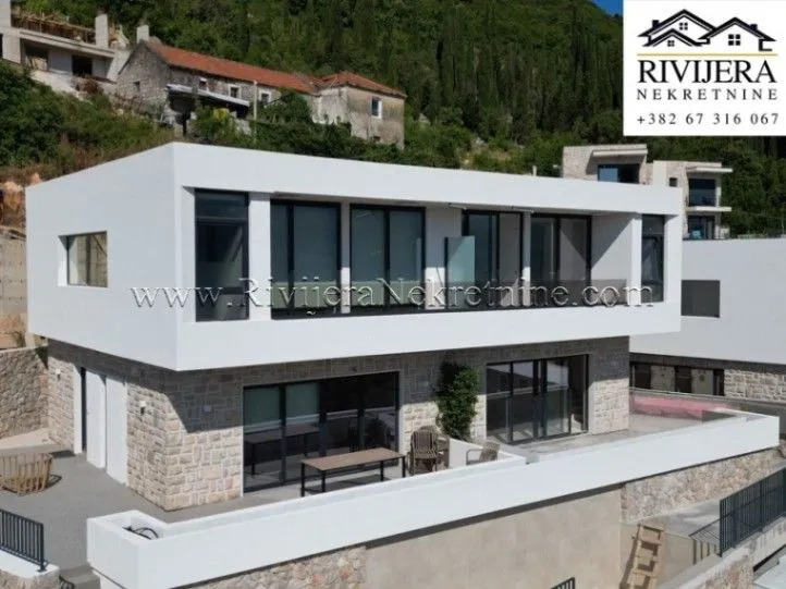 Prodaja, kuća, 145m², Žvinje, Herceg Novi