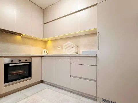 Rent, one bedroom apartment, 50m², Stari Aerodrom, Podgorica - image 5