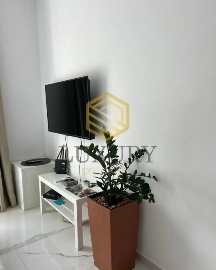 Izdavanje, garsonjera, 27m², Pržno, Budva