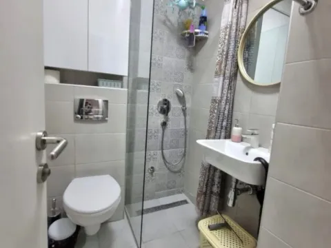 Izdavanje, garsonjera, 24m², Gintaš, Podgorica - image 4