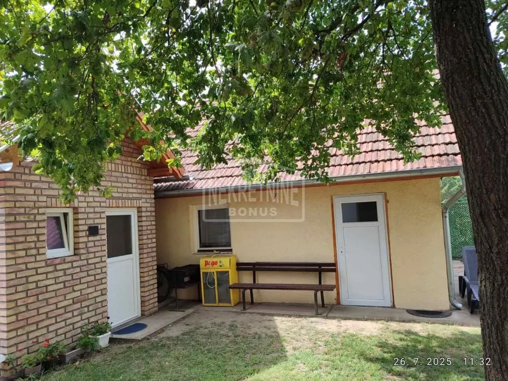 Sale, office space, 446m², Aleksandrovo, Subotica