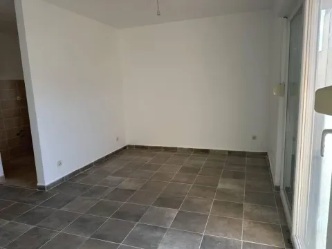 Prodaja, jednosoban stan, 52m², Podkošljun, Budva - image 10
