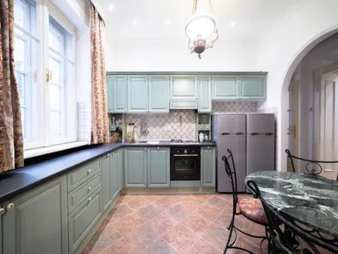 Prodaja, trosoban stan, 113m², Obilićev Venac, Beograd - image 8