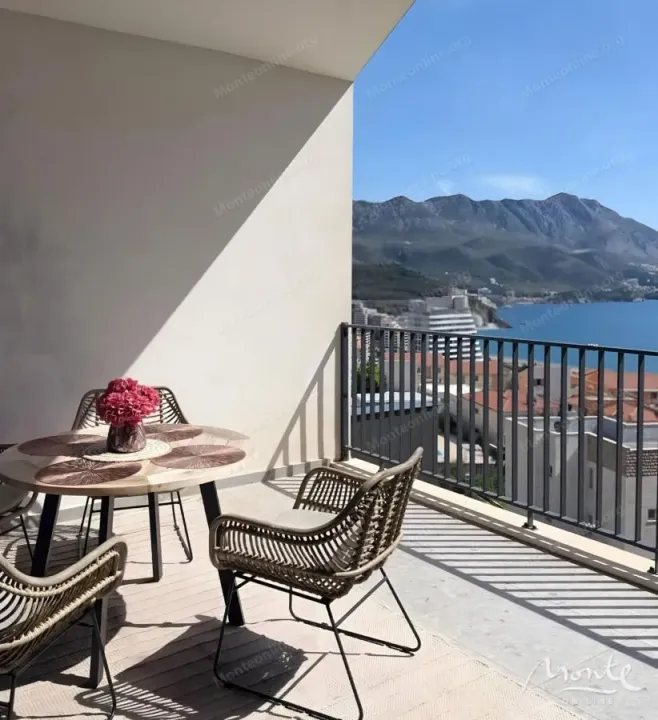 Sale, one bedroom apartment, 59m², Bečići, Budva