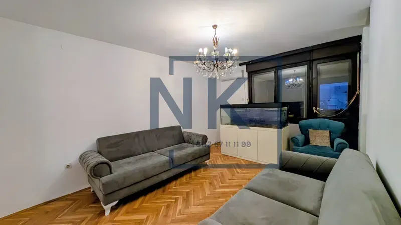 Prodaja, trosoban stan, 96m², Blok 6, Podgorica