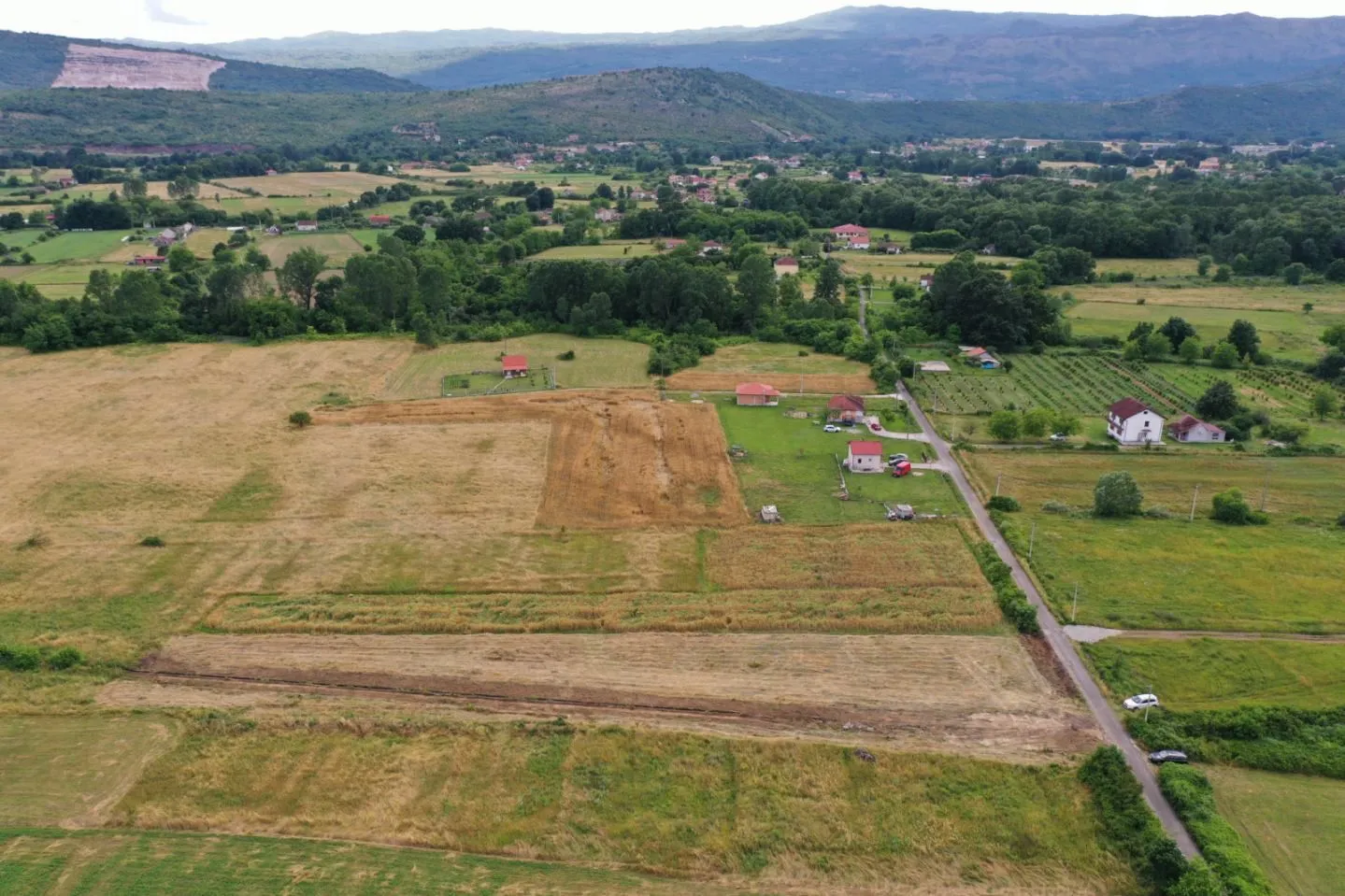 Prodaja, plac, 1900m², Kosić, Danilovgrad