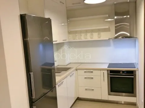 Prodaja, stan, 48m², Tivat, Crna Gora - image 3