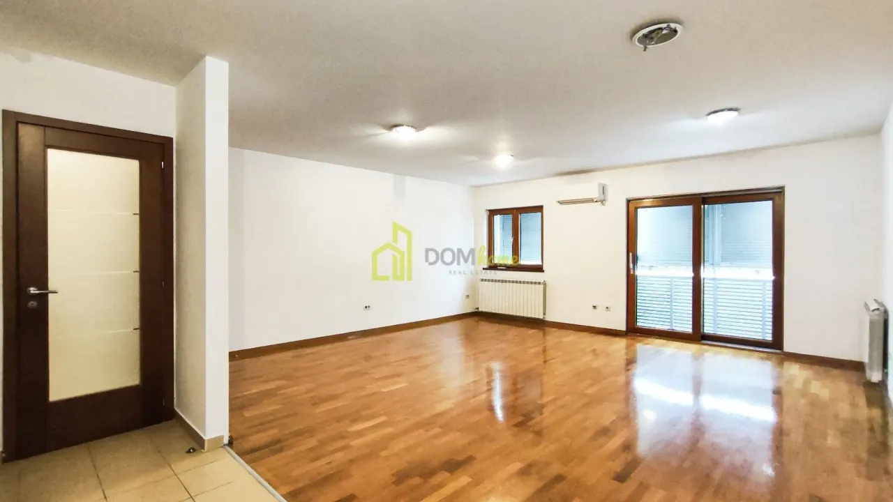 Izdavanje, dvosoban stan, 87m², Tološka šuma, Podgorica