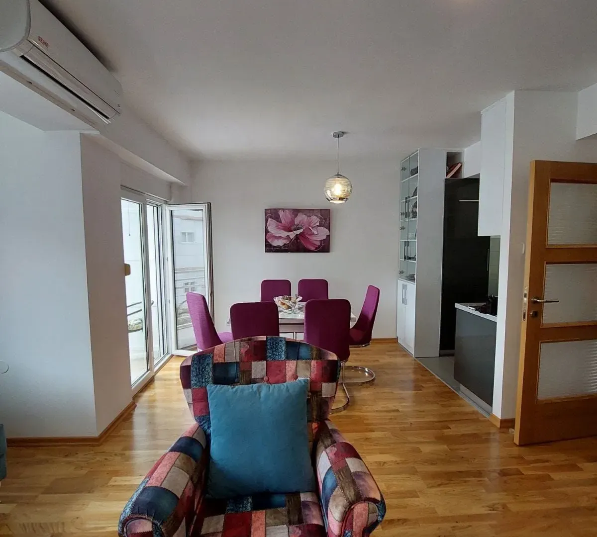 Rent, two bedroom apartment, 68m², Centar, Tivat